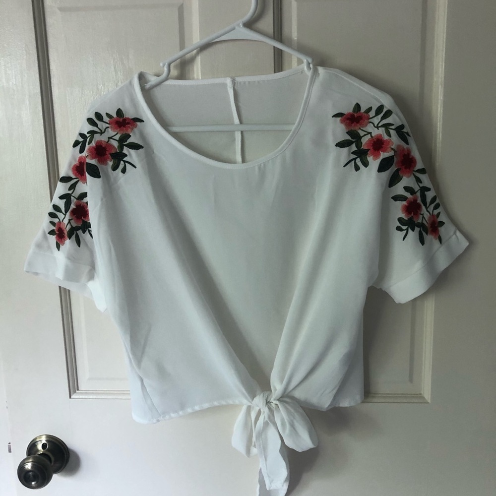 💙 Floral Shoulder Blouse with Front Tie